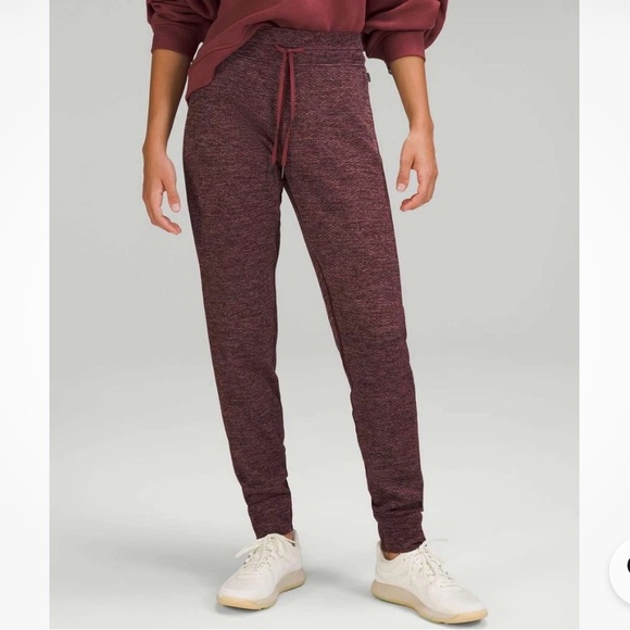 lululemon athletica Pants - Lululemon engineered warmth jogger